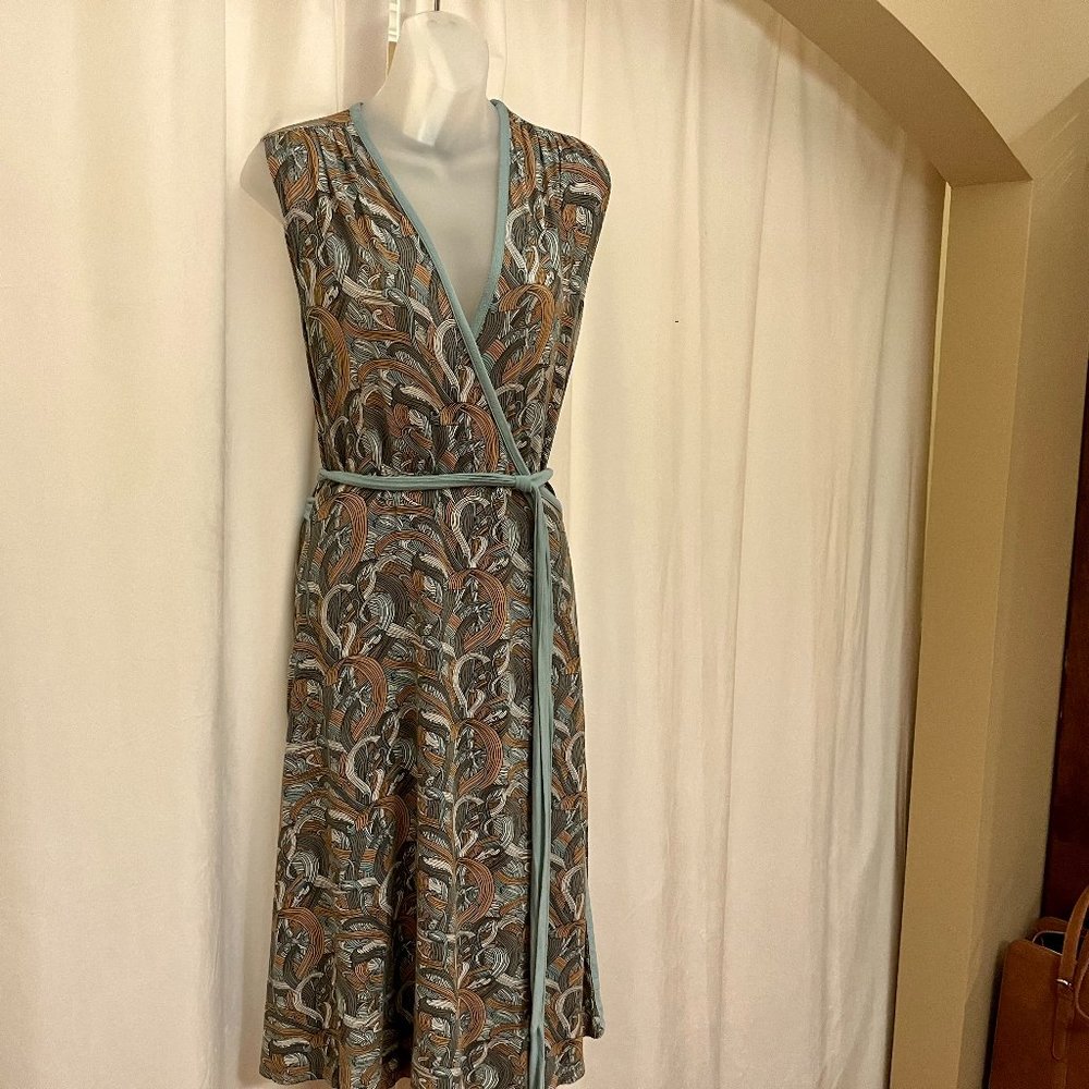 Grey/ green patterned wrap dress